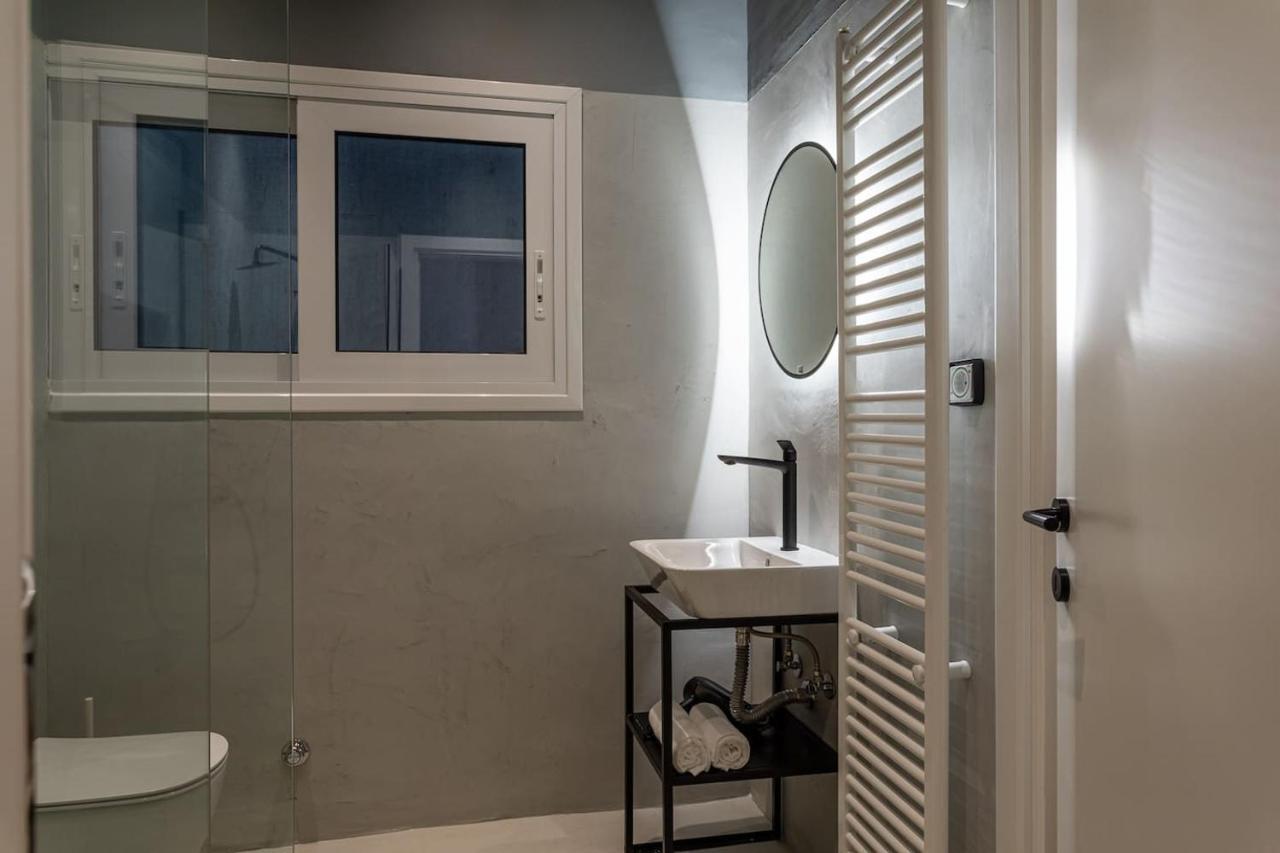 Апартаменты Luxury Penthouse On Akadimias With 2 Bed & 2 Bath Афины Экстерьер фото